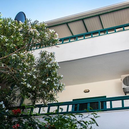Apartments Gajeta Gradac  Kültér fotó